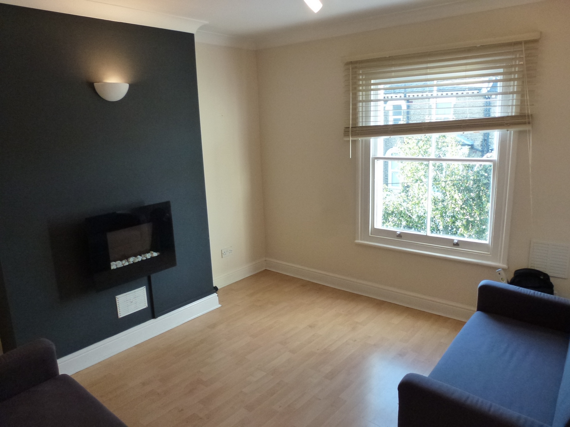 1 Bedroom Conversion to rent in Brixton, London, SW9
