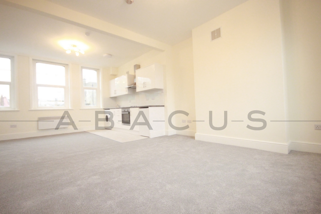 Flat to rent in St John's Wood, London, NW8