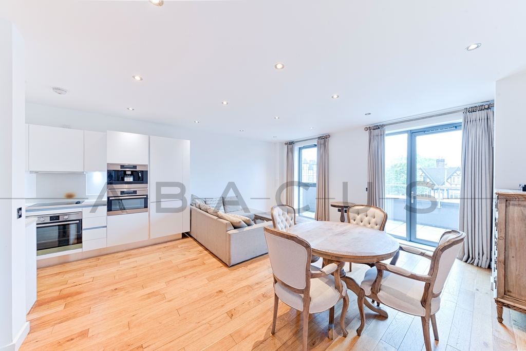 2 Bedroom Flat to rent in Hampstead, London, NW3