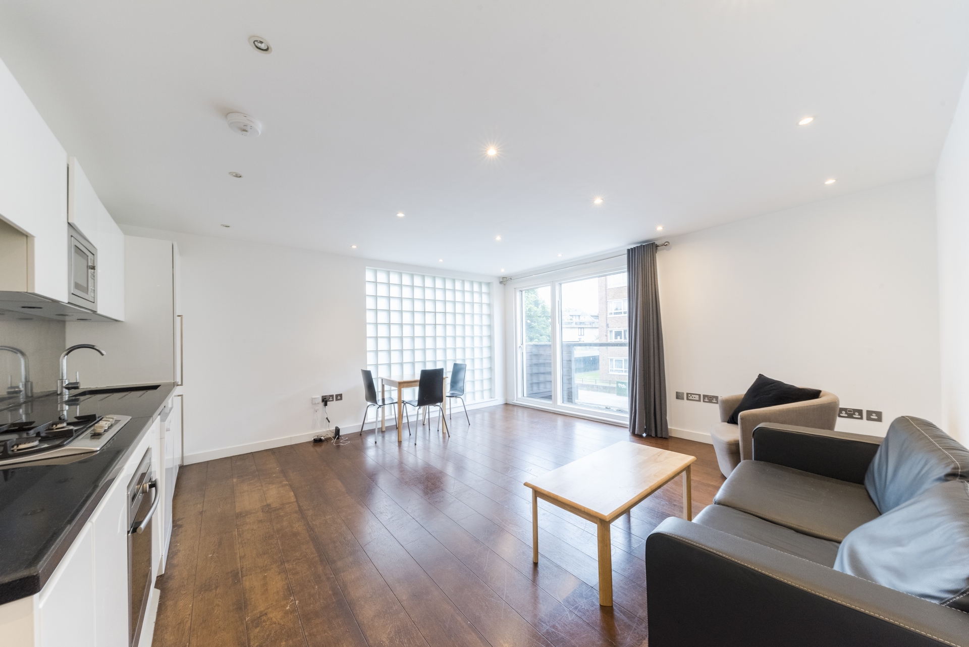 3 Bedroom Flat to rent in St John's Wood, London, NW8