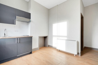 Studio Flat to rent in Iverson Road, West Hampstead, London, NW6