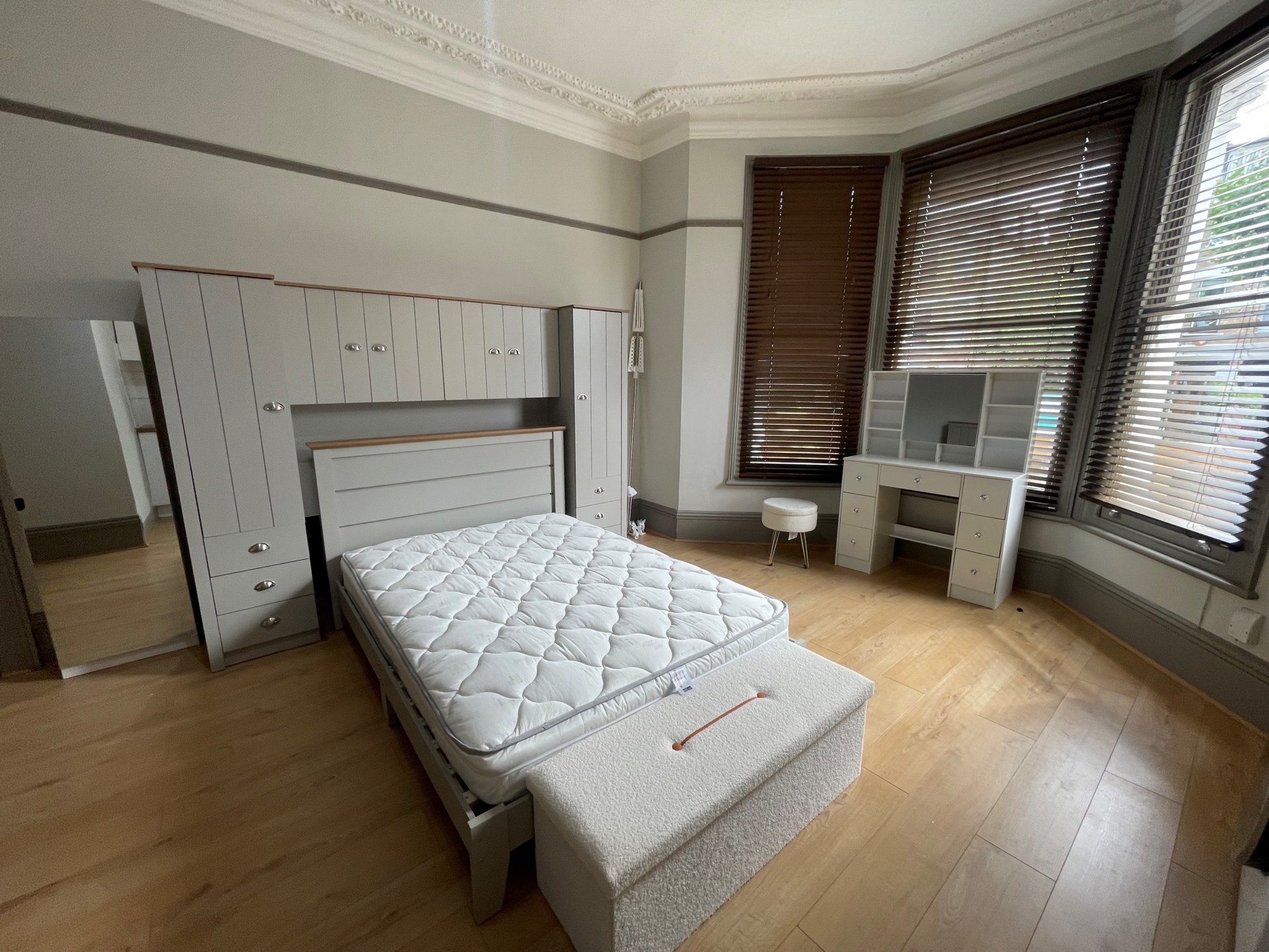 Studio to rent in Fordwych Road, West Hampstead, London, NW2