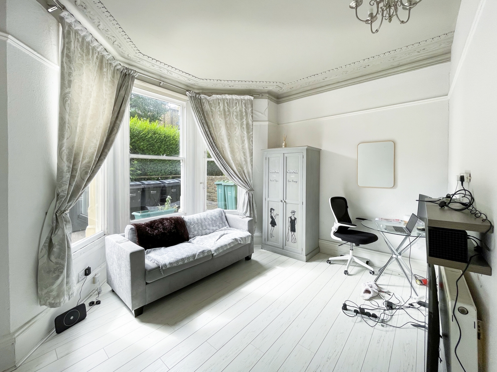 1 Bedroom Flat to rent in Dawson Road, Kilburn, London, NW2