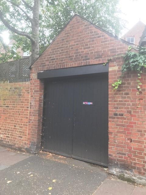 Garage to rent in Belsize Lane, London, NW3