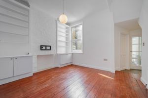1 Bedroom Apartment to rent in Broomsleigh Street, West Hampstead, London, NW6