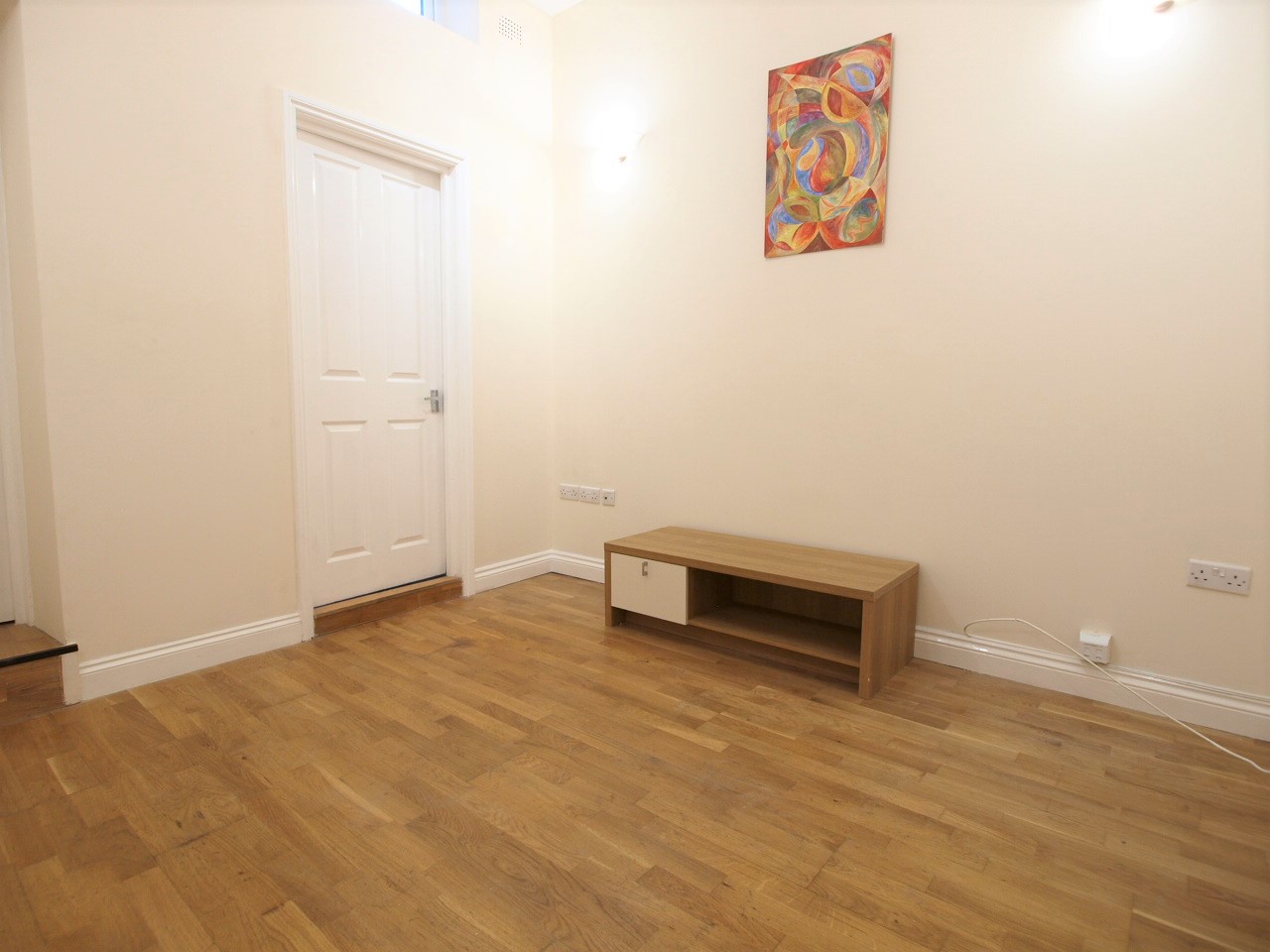 2 Bedroom Flat to rent in Islington, London, N7