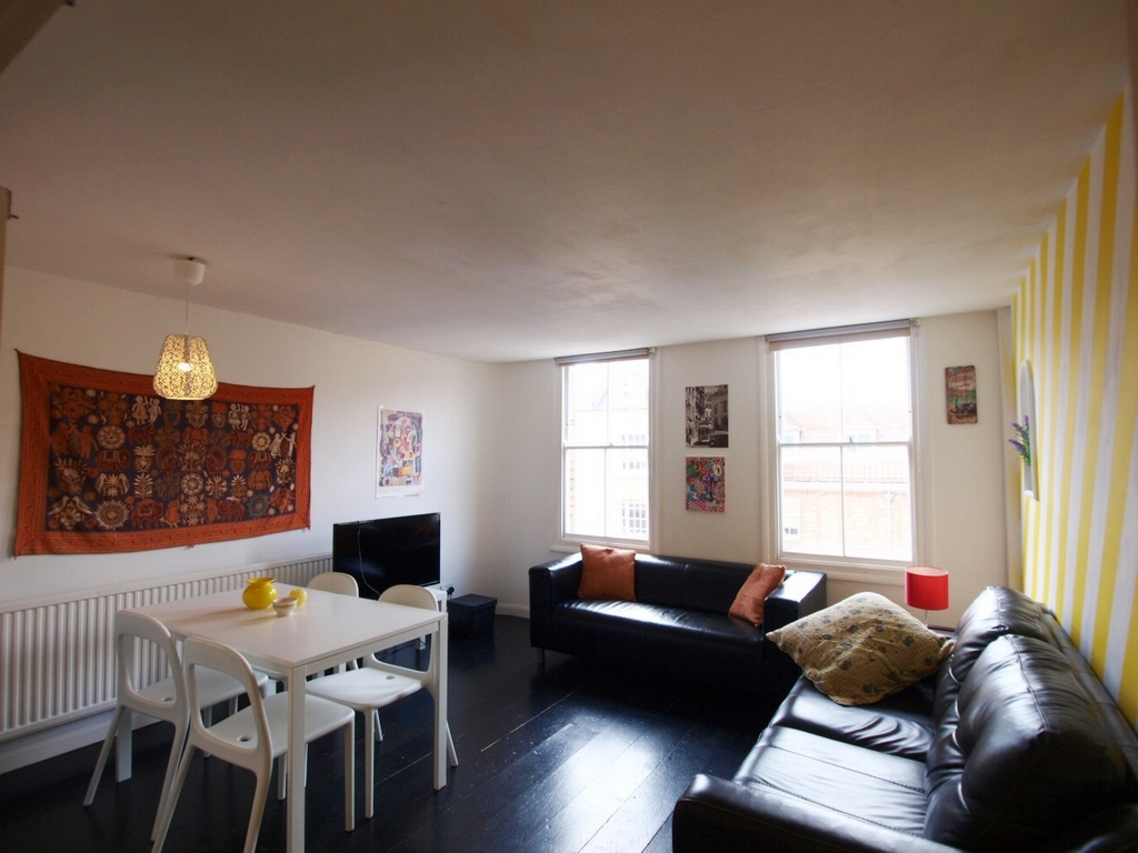 2 Bedroom Flat to rent in Hoxton, London, N1
