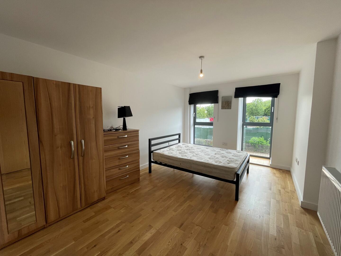 4 Bedroom Flat to rent in Seven Sisters Road, London, N4