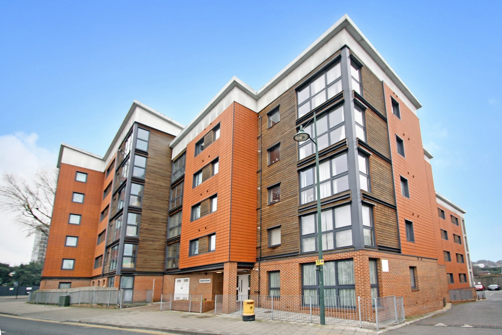 Property For Sale West Street, Erith, DA8 2 Bedroom Apartment through