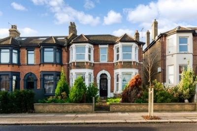 2 Bedroom Flat to rent in Springbank Road, Lewisham, London, SE13