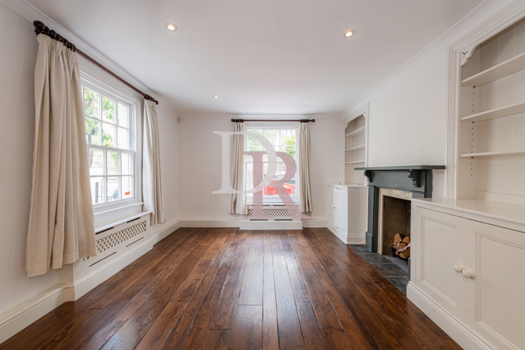 2 Bedroom Cottage to rent in Notting Hill, London, W2