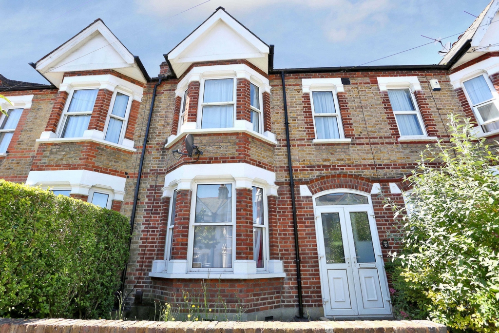 3 Bedroom House to rent in Hanwell, W7