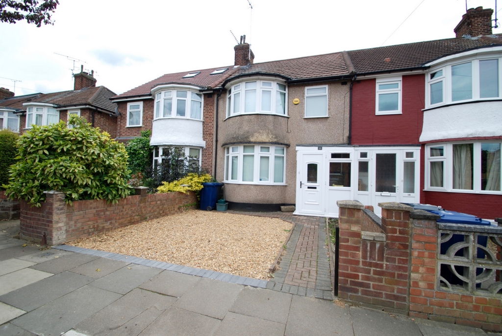 3 Bedroom House to rent in , Hanwell, W7