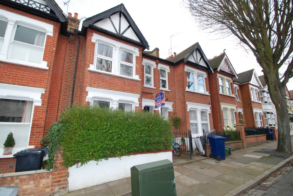 2 Bedroom Flat to rent in Hanwell, W7