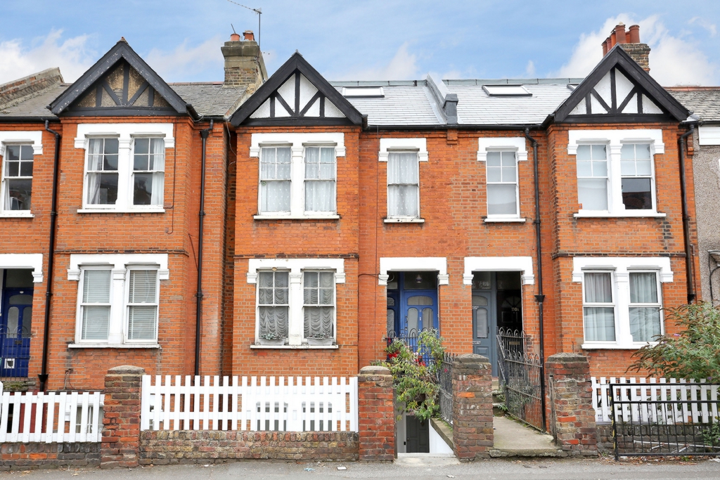 2 Bedroom Flat to rent in Hanwell, W7