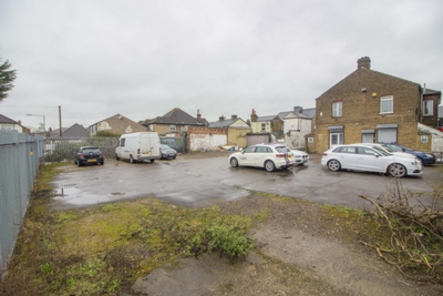 High Road Chadwell Heath RM6