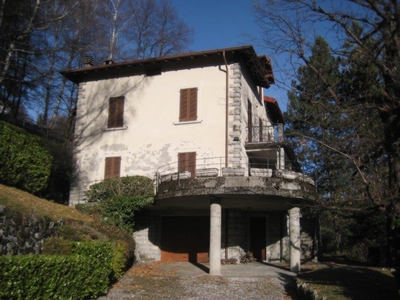 Lanzo D'intelvi Lake Lugano Italy