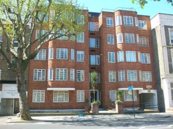 2 Bedroom Flat to rent in Maida Vale, London, W9