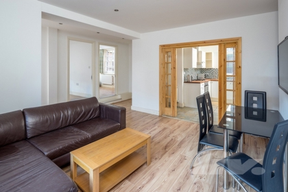 2 Bedroom Apartment to rent in Elgin Avenue, Maida Vale, London, W9