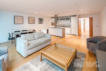 2 Bedroom Apartment to rent in Winchester Road, Swiss Cottage, London, NW3