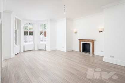 2 Bedroom Apartment to rent in Elsworthy Road, Primrose Hill, London, NW3