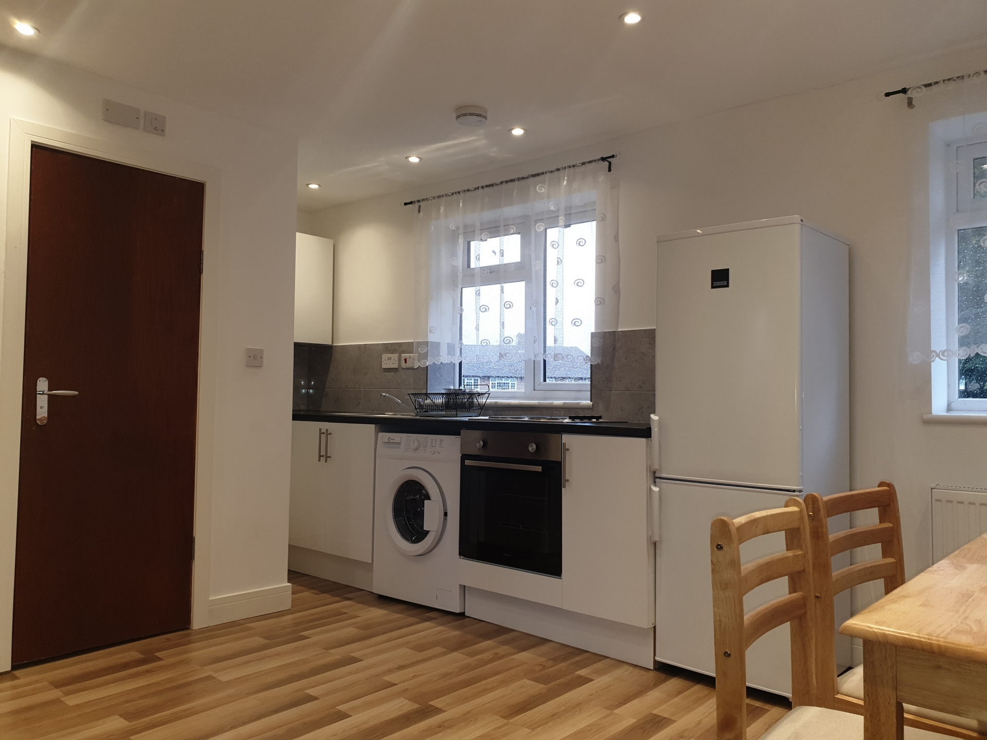 2 Bedroom Flat to rent in , London, W12