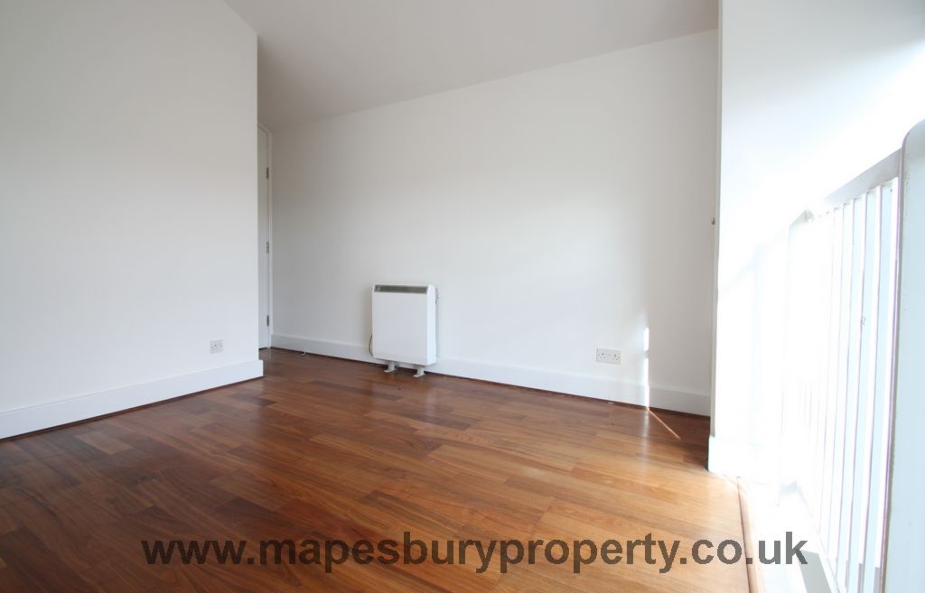 1 Bedroom Duplex to rent in Willesden, London, NW10