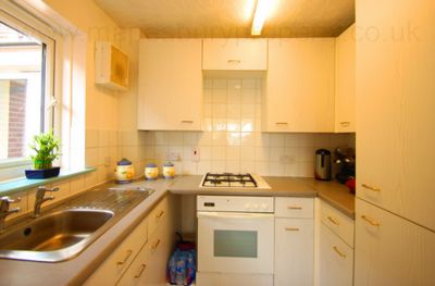 Pinemartin Close Cricklewood NW2
