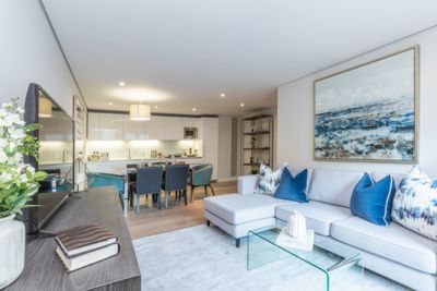 4 Bedroom Apartment to rent in Harbet Road, Paddington, London, W2