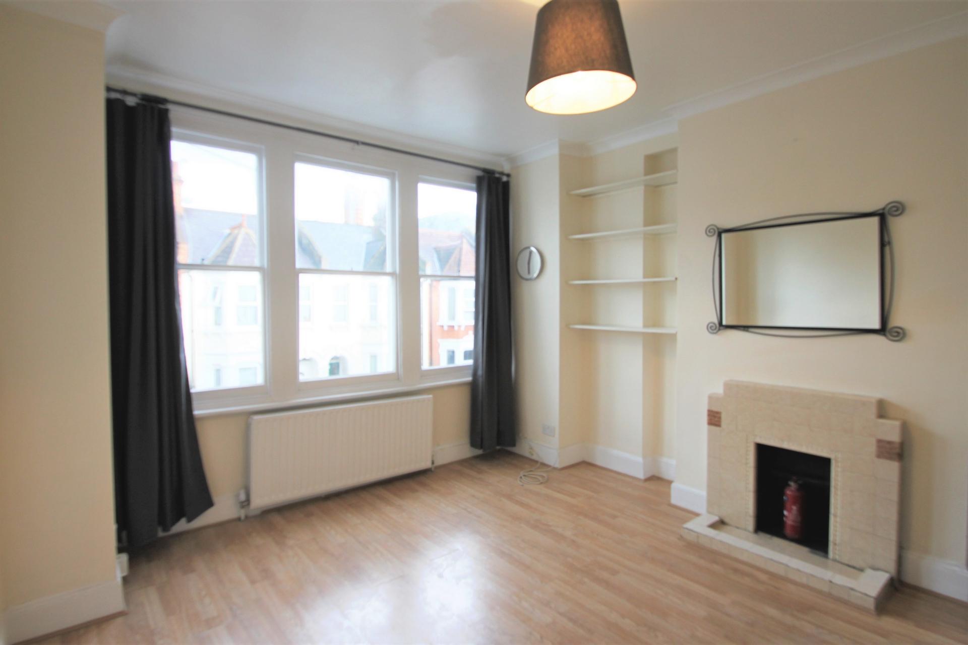 3 Bedroom Maisonette to rent in Willesden Green, London, NW2