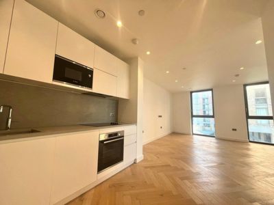 3 Bedroom Apartment to rent in Oberman Road, Dollis Hill, London, NW10
