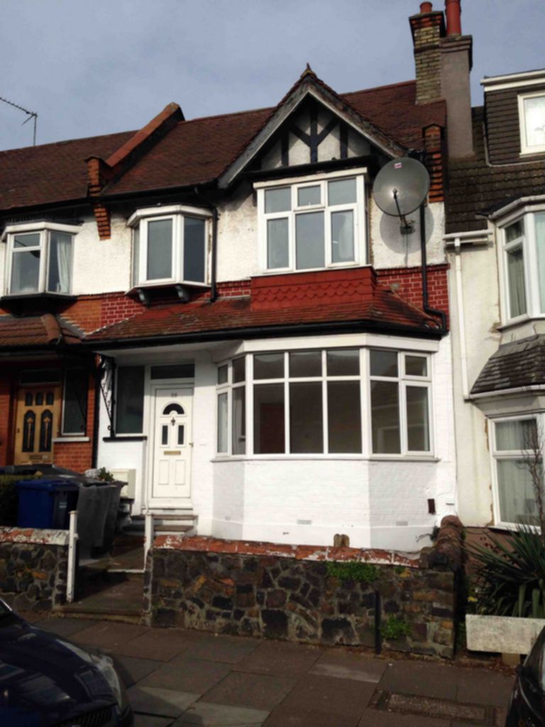 3 Bedroom House to rent in Finchley, London, N3