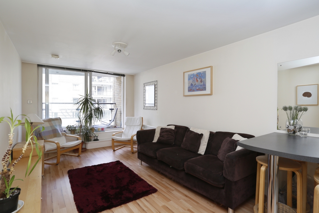 1 Bedroom Apartment to rent in Wandsworth, London, SW18