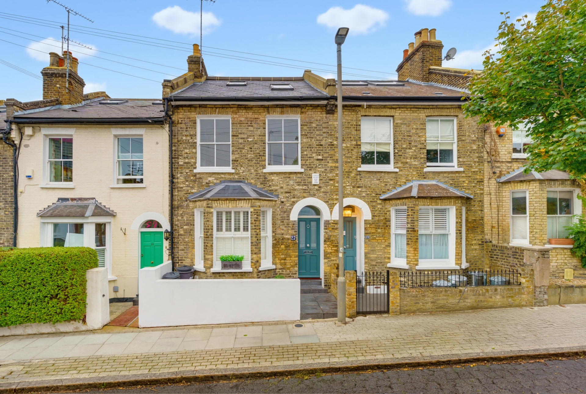 3 Bedroom House to rent in Tonsley Road, London, SW18