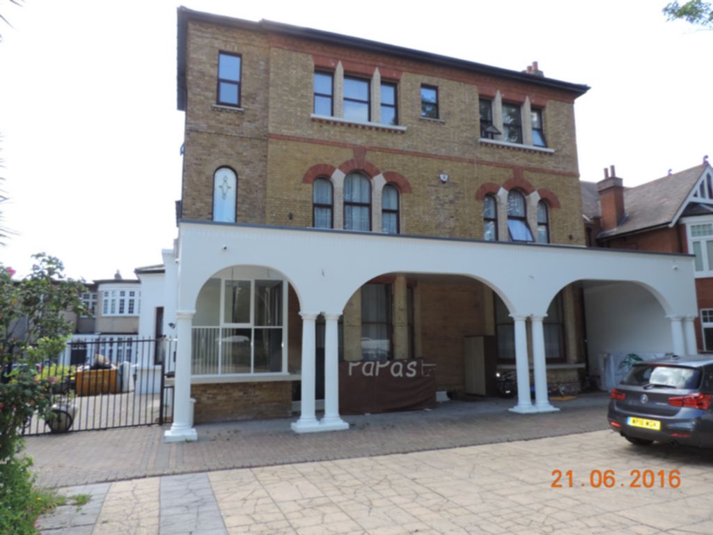 1 Bedroom Room To Let to rent in Wanstead, London, E11