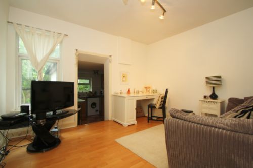 1 Bedroom Flat to rent in Highgate, London, N6