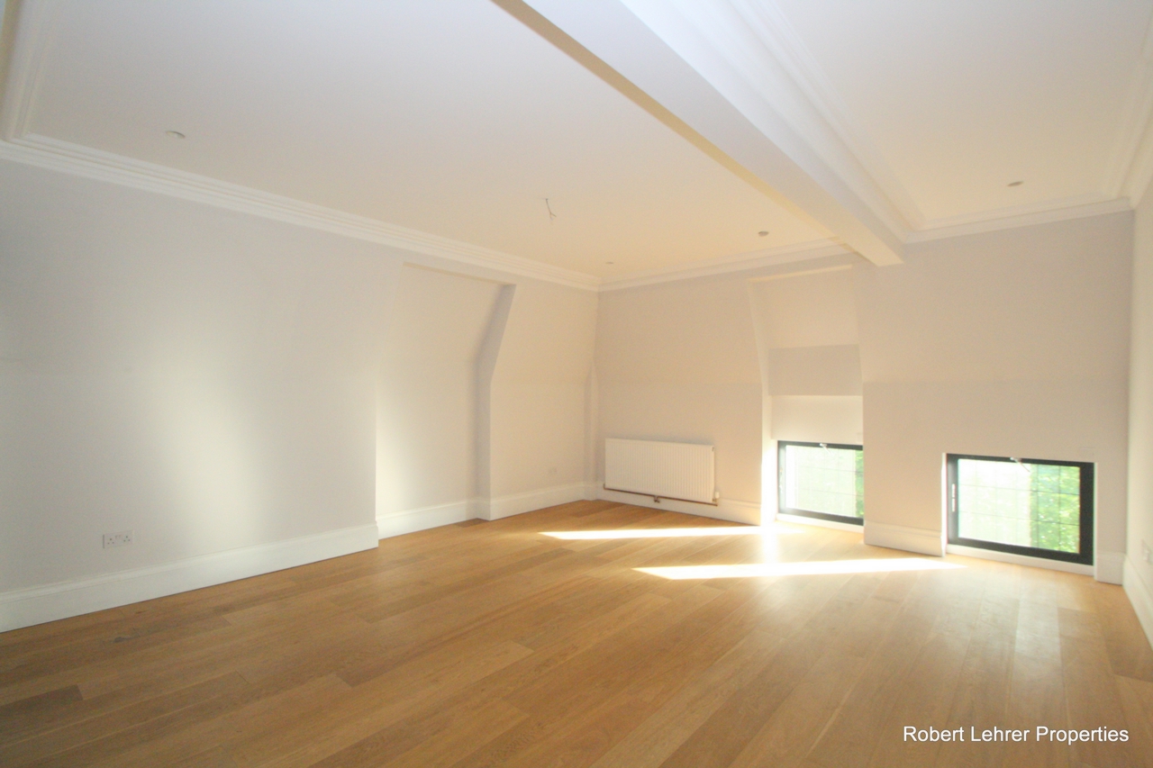 2 Bedroom Flat to rent in Mill Hill, London, NW7