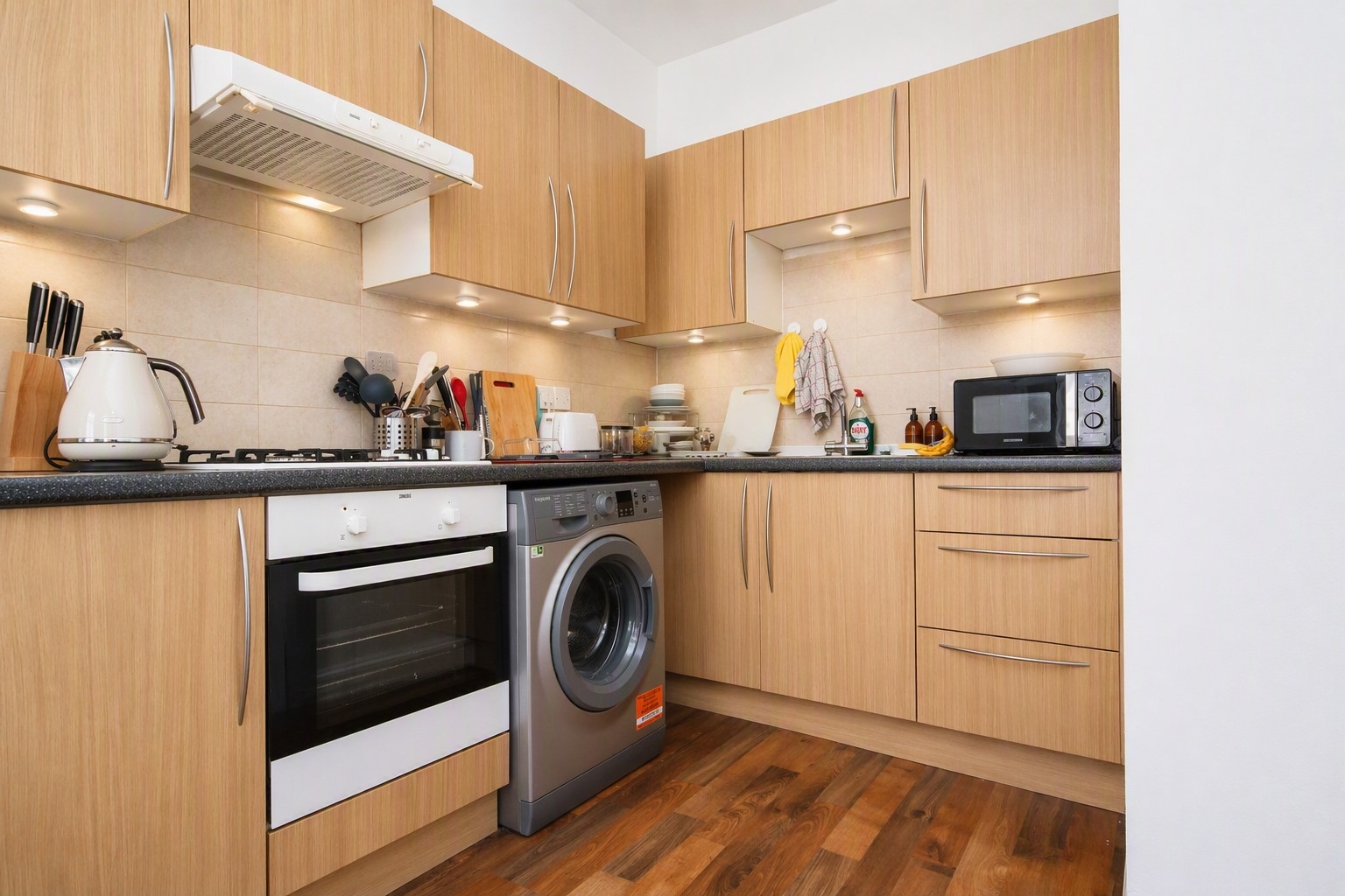 3 Bedroom Flat to rent in Ascham Street, Kentish Town, London, NW5