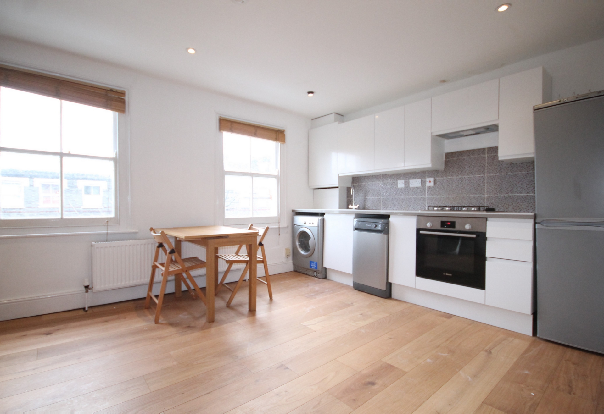 3 Bedroom Flat to rent in Mayton Street, Islington, London, N7