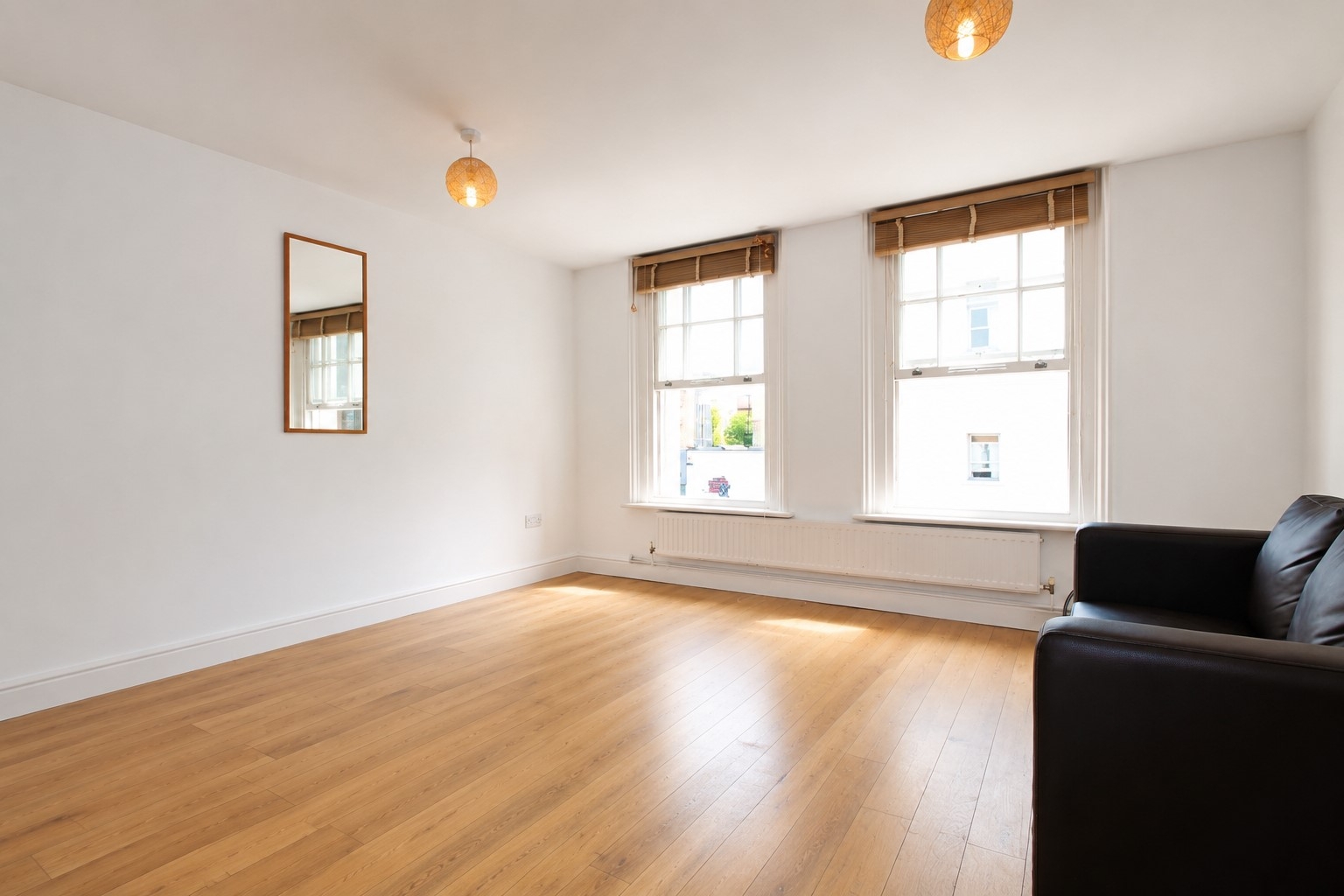 3 Bedroom Flat to rent in Brecknock Road, Tufnell Park, London, N7