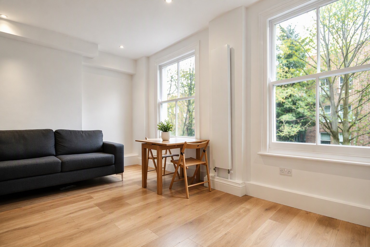 2 Bedroom Flat to rent in Stock Orchard Crescent, Islington, London, N7