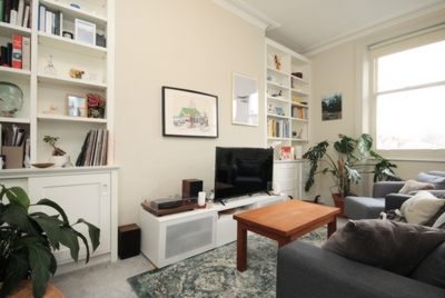 1 Bedroom Flat to rent in Regents Park Road, Primrose Hill, London, NW1