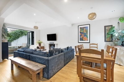 6 Bedroom House to rent in College Lane, London, NW5