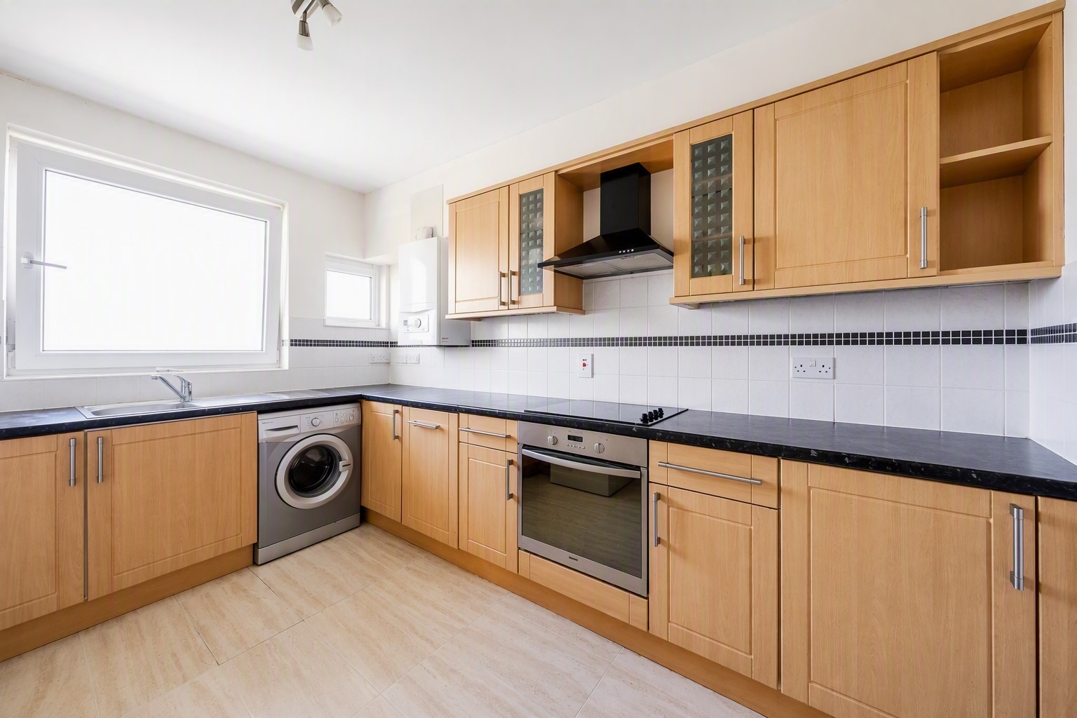 3 Bedroom Flat to rent in Bayham Street, Camden, London, NW1