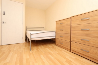 5 Bedroom Double room - Single use to rent in Wedgwood House, Warley Street, Bethnal Green, London, E2