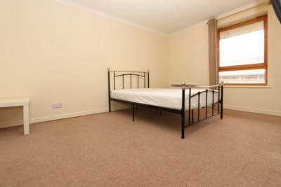 Ensuite Double Room to rent in Meridian Place, East Quay, London, E14
