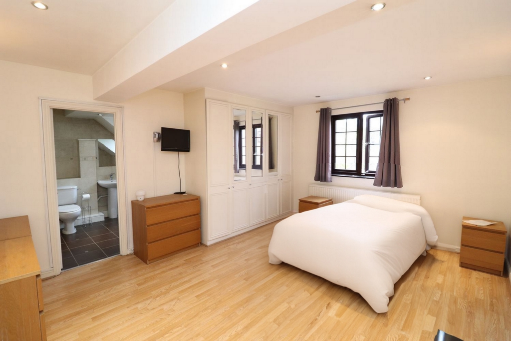 Ensuite Single Room to rent in Limehouse, London, E14