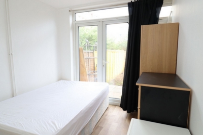 Double room - Single use to rent in Hereford Street, Bethnal Green, London, E2