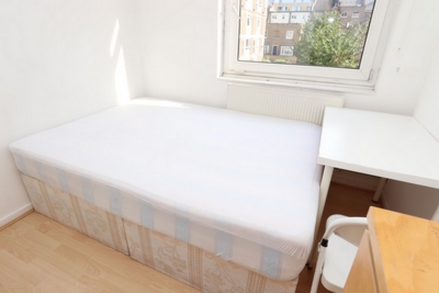 Double room - Single use to rent in McAusland House, Wrights Road, Bow, London, E3