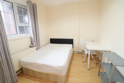 Double room - Single use to rent in Longridge House,Falmouth Road, Elephant and Castle, London, SE1